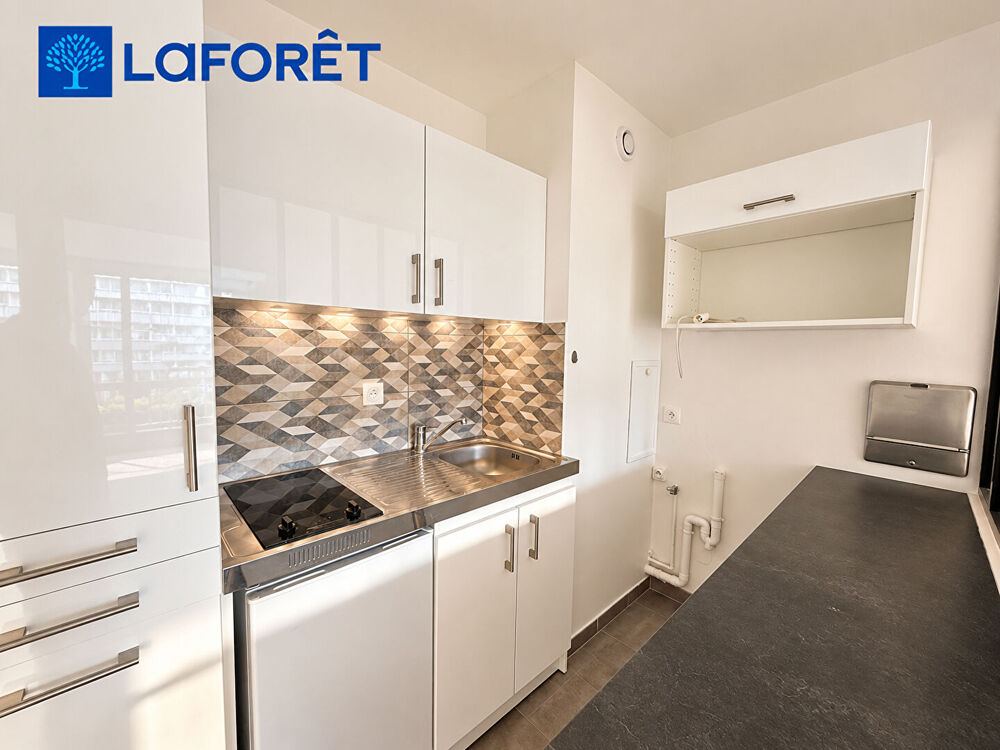 Vente Appartement Studio rénové avec balcon - 31m² Paris 11