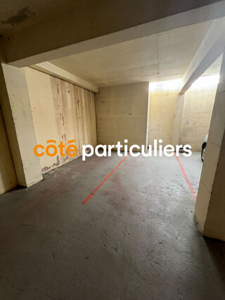  Parking / Garage  louer 15 m