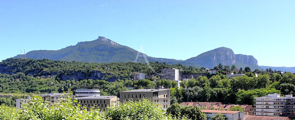 Appartement 3 pièces 97 m² · à Chambery · 97 m² · 290 000 €