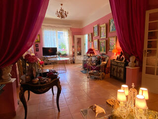  Maison � vendre 9 pi�ces 350 m�