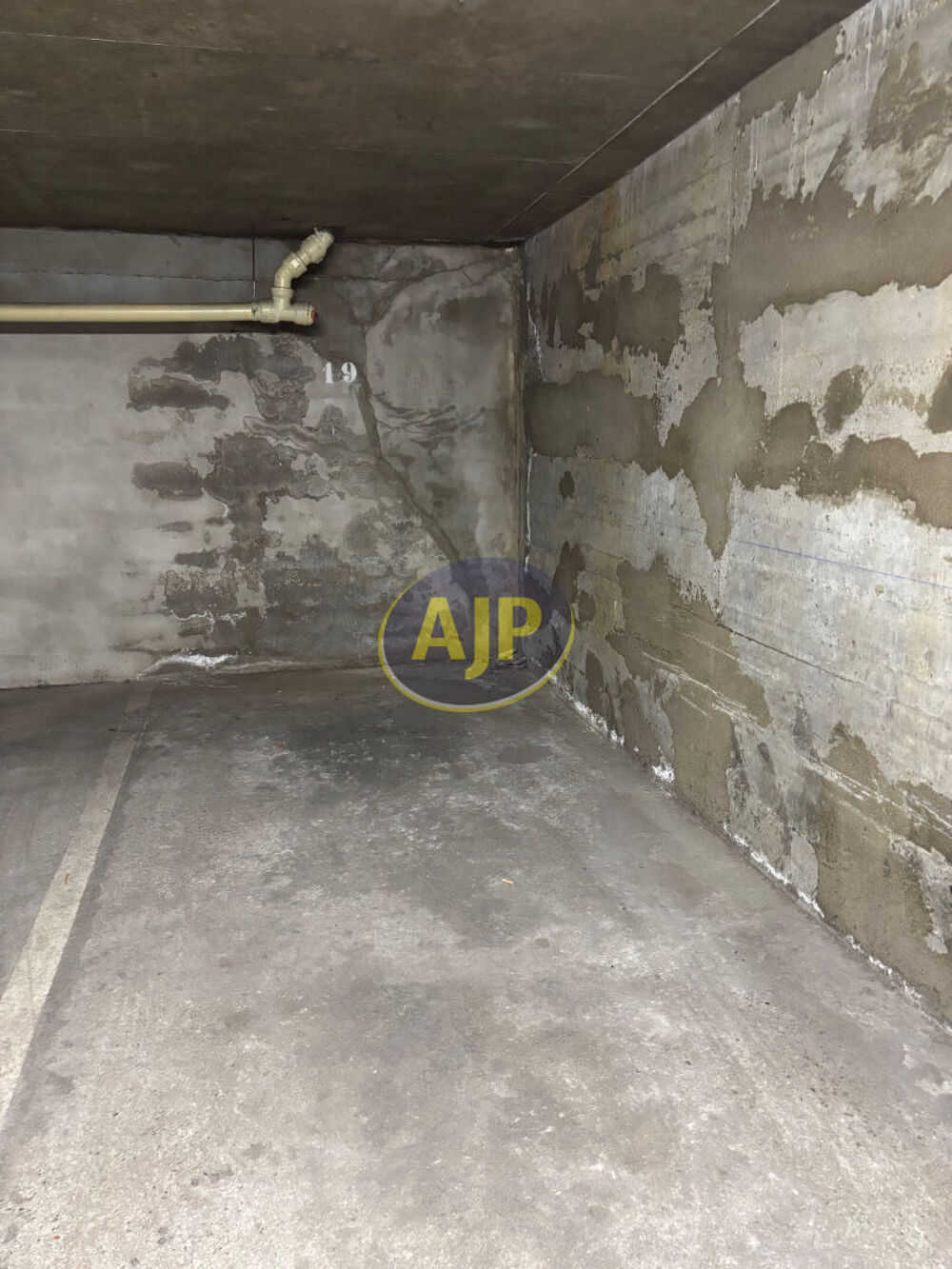 Vente Parking/Garage PARIS 75015 : PARKING Paris 15