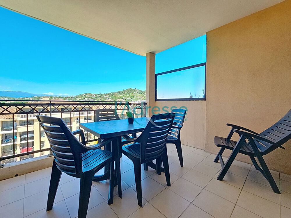 Vente Appartement DERNIER ETAGE 2 pièces 28m2 avec Parking! Cannes