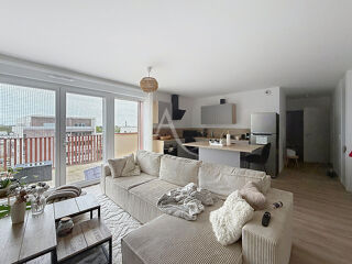  Appartement � louer 4 pi�ces 80 m�