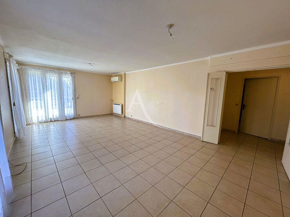 Vente Appartement Vaste appartement Perpignan 3 pièces, double balcon et cave secteur Verte Feuille Perpignan