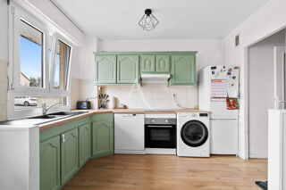  Appartement � vendre 4 pi�ces 74 m�