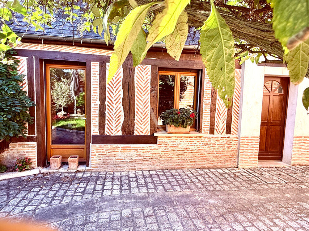 Maison 8 pièces 114 m² · à La Ferte Saint Aubin · 114 m² · 299 900 €