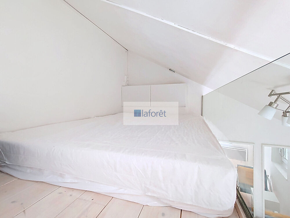 Location Appartement DIJON - REPUBLIQUE - RUE JEAN JACQUES ROUSSEAU Dijon