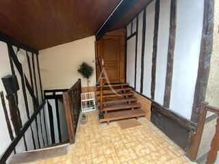  Immeuble � vendre 726 m�