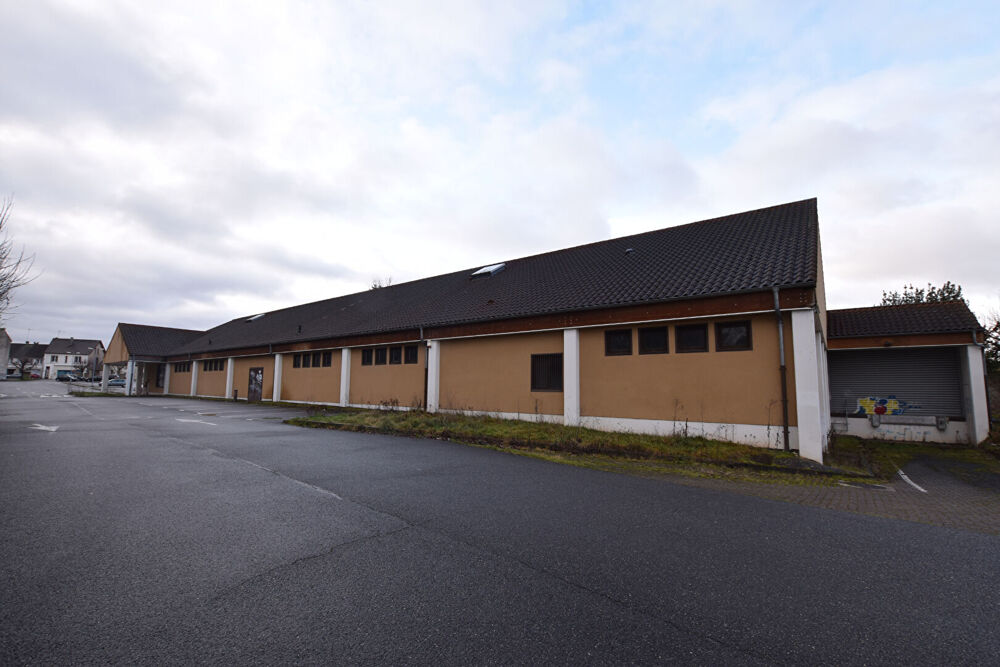   LOCAL COMMERCIAL PLEIN CENTRE : Lapalisse