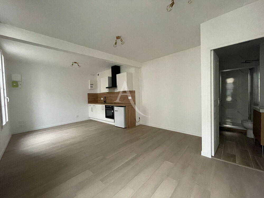 Location Appartement Appartement Saintes 1 pièce(s) 26.79 m2 Saintes