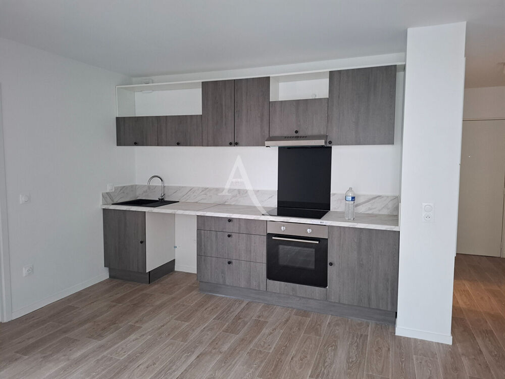 Location Appartement LA ROCHELLE ? À LOUER T2 NEUF DE 45 M² AVEC TERRASSE ET PARKING PRIVATIF La rochelle