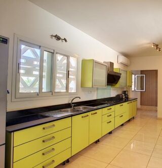  Maison � vendre 6 pi�ces 350 m� Saly portudal