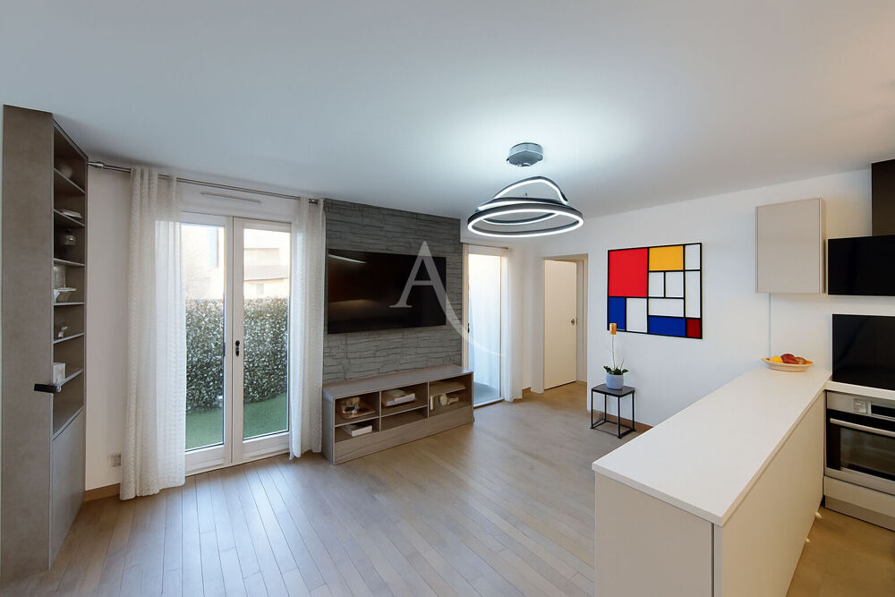 Vente Appartement Appartement Charenton Le Pont 4 pièce(s) 75.6 m2 avec pkg Charenton le pont