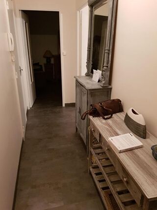  Appartement à louer 1 pièce 50 m²