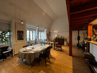  Appartement � louer 5 pi�ces 160 m�