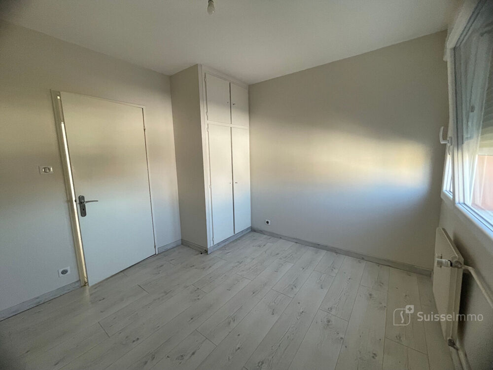 Belfort, Lumineux appartement T3 avec balcon et Garage