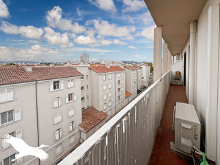  Appartement  vendre 4 pices 