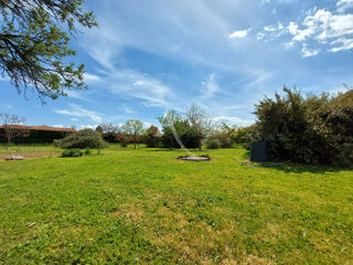  Terrain à vendre 978 m²