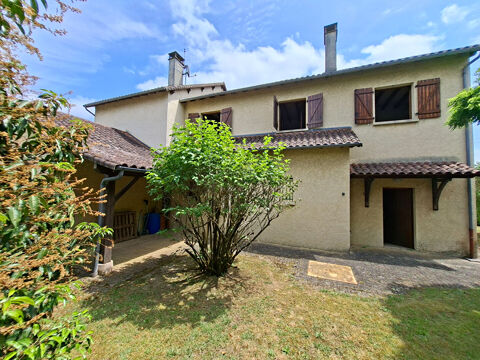   Maison de ville � fort potentiel ? Biars-sur-C�re Maison - 5 pi�ce(s) - 1 m�