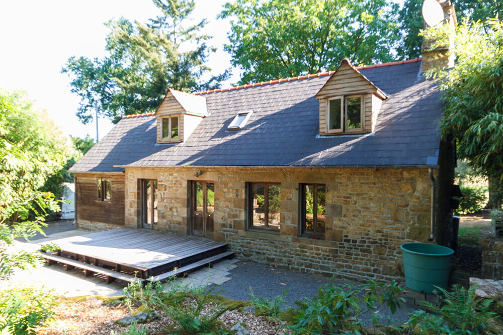 Vente Maison La MANCHE : Complexe de 3 gîtes avec de magnifiques jardins, offrant une vue imprenable dans un cadre isolé et intime Saint pois