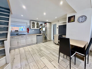  Maison à louer 5 pièces 114 m²