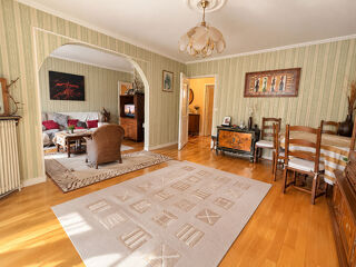 Vente Appartement SPACIEUX 4 PIÈCES DE 83,45 M² - POSSIBILITÉ 3 CHAMBRES - AVEC BALCON - PARKING ET CAVE Neuilly sur marne