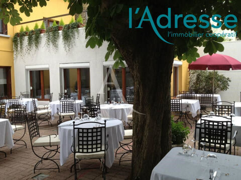 À vendre, un grand restaurant avec salle d'événements, situé à Gournay-sur-Marne, en bord de Marne et à proximité immédiate de P 1330000 93460 Gournay sur marne