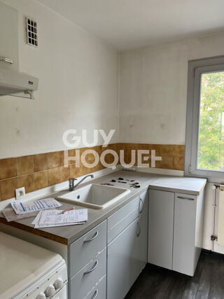  Appartement à louer 3 pièces 55 m²