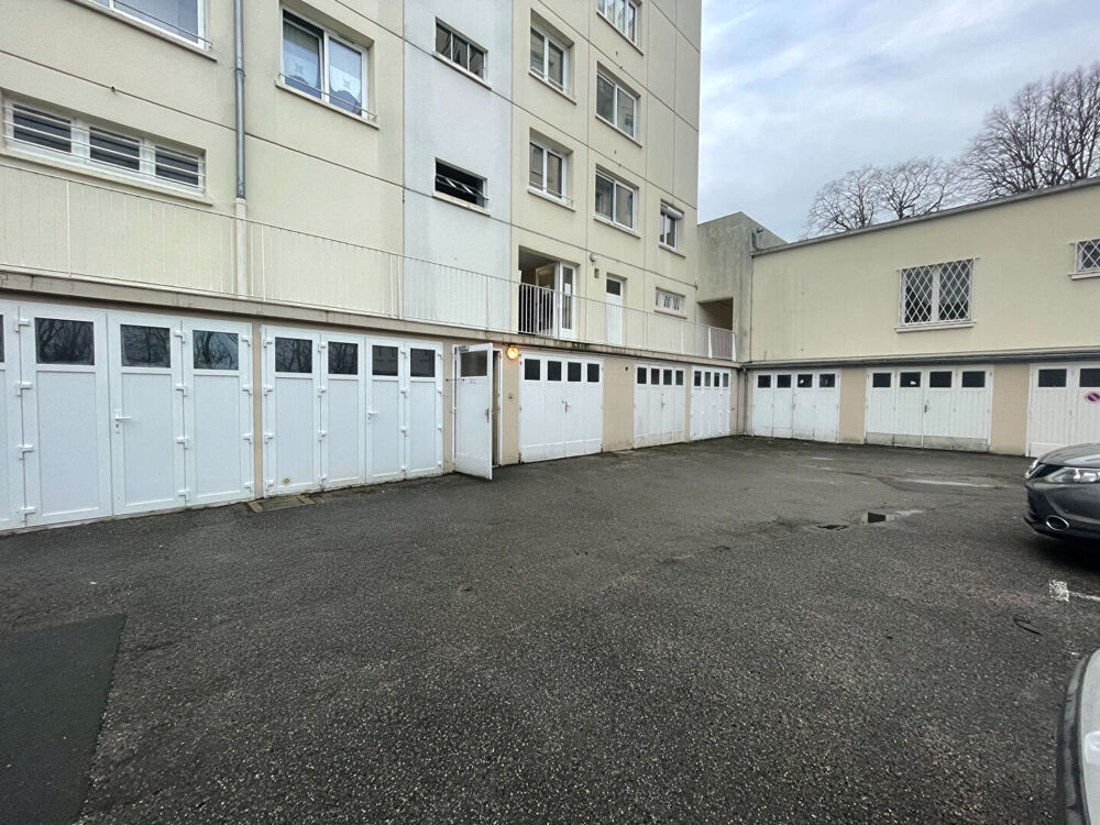Location Parking/Garage Parking / box Caen Caen