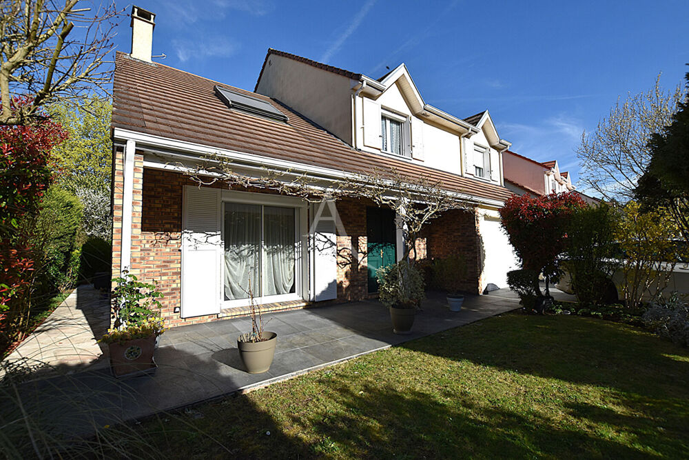 Maison à vendre à Saint-Germain-lès-Corbeil - Référence 8953