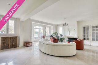  Maison � vendre 9 pi�ces 307 m�