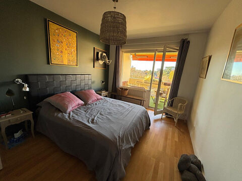  Appartement � louer 4 pi�ces 121 m�