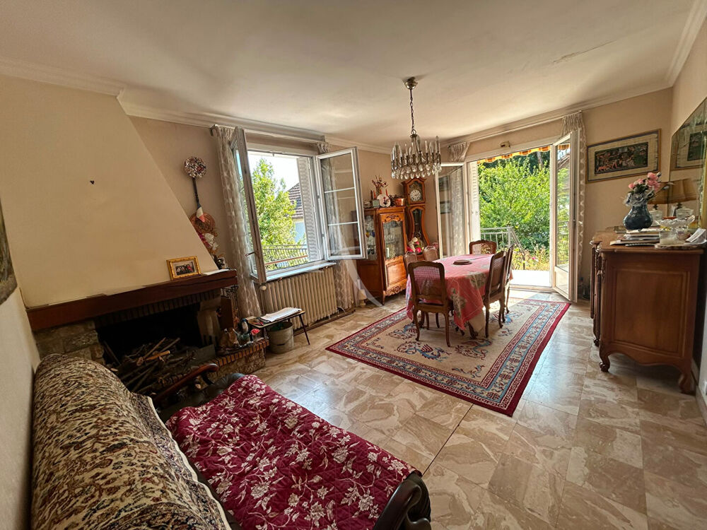 Maison à rafraichir beau potentiel