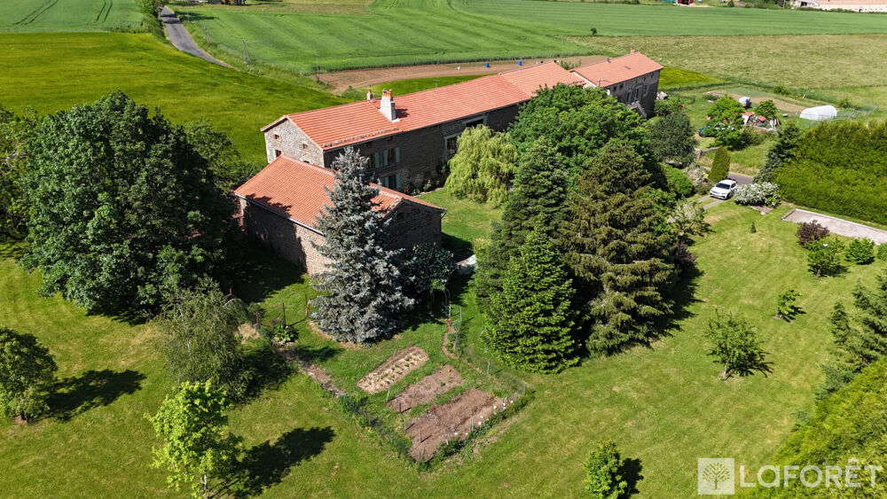 Maison 6 pièces 248 m² · à Saint Jean de Nay · 248 m² · 348 000 €