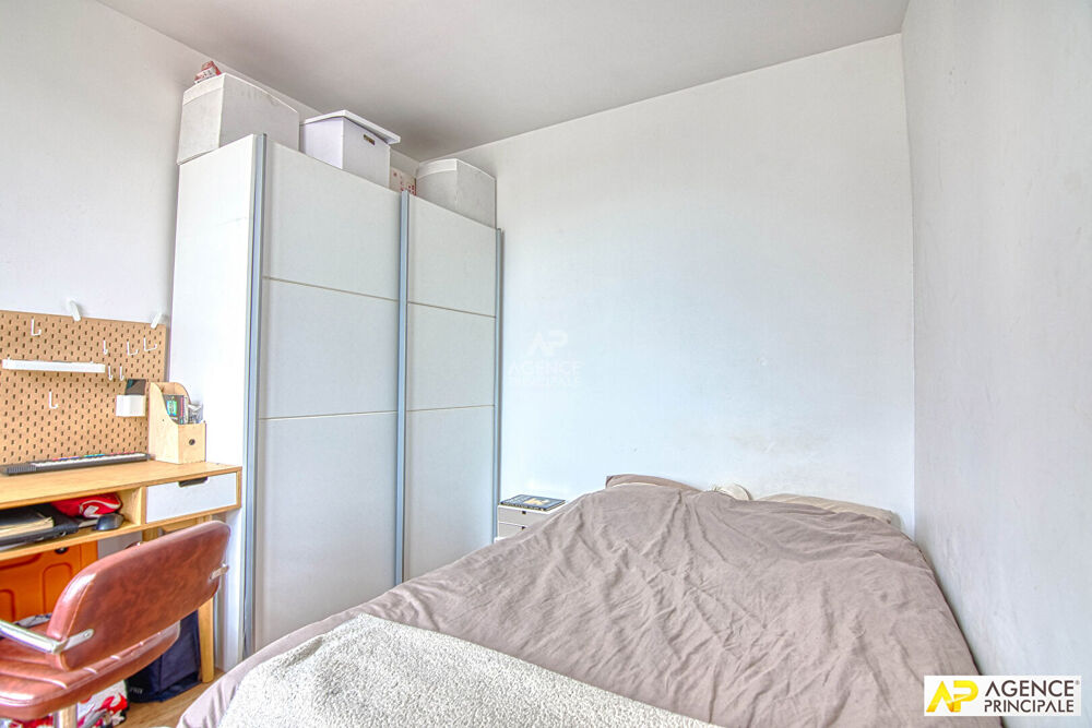 Vente Appartement Versailles Notre-Dame Appartement 2 pièces de 23.72 m² carrez situé au 2ème étage  avec cave et grenier Versailles