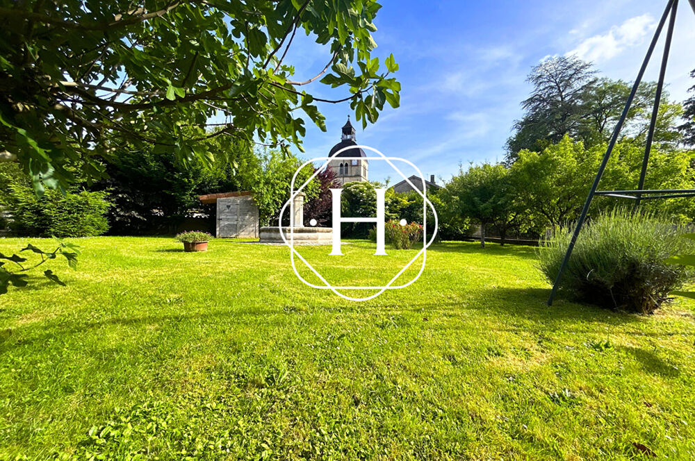Maison de charme Meillonnas 10 pièce(s) 256.60 m2