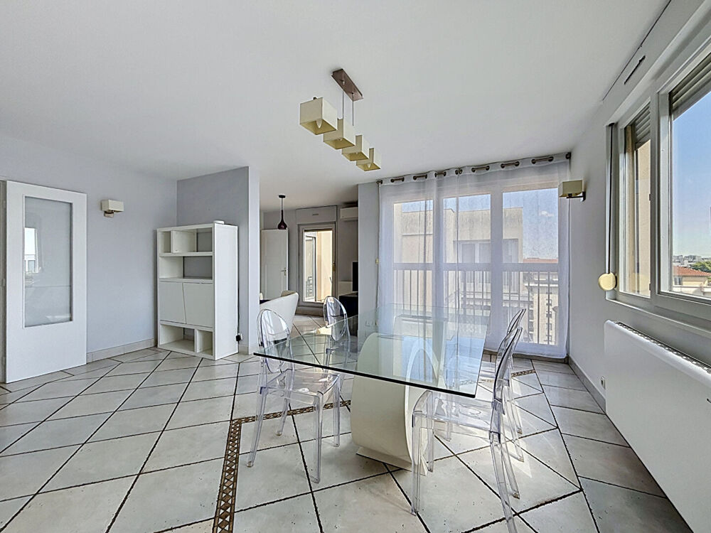 Vente Appartement Appartement 5 pièces avec terrasses et vue dégagée à vendre à Lyon 8ème  MONPLAISIR Lyon 8