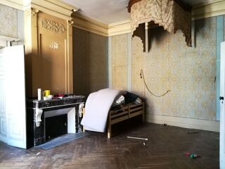  Villa à vendre 15 + pièces 800 m²