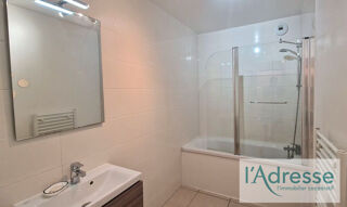  Appartement à louer 3 pièces 68 m²