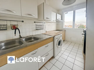  Appartement à louer 4 pièces 68 m²