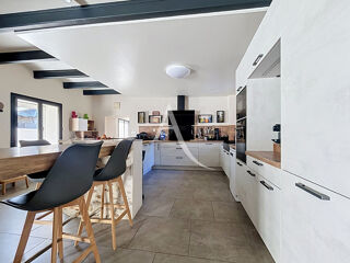  Maison à vendre 9 pièces 225 m²