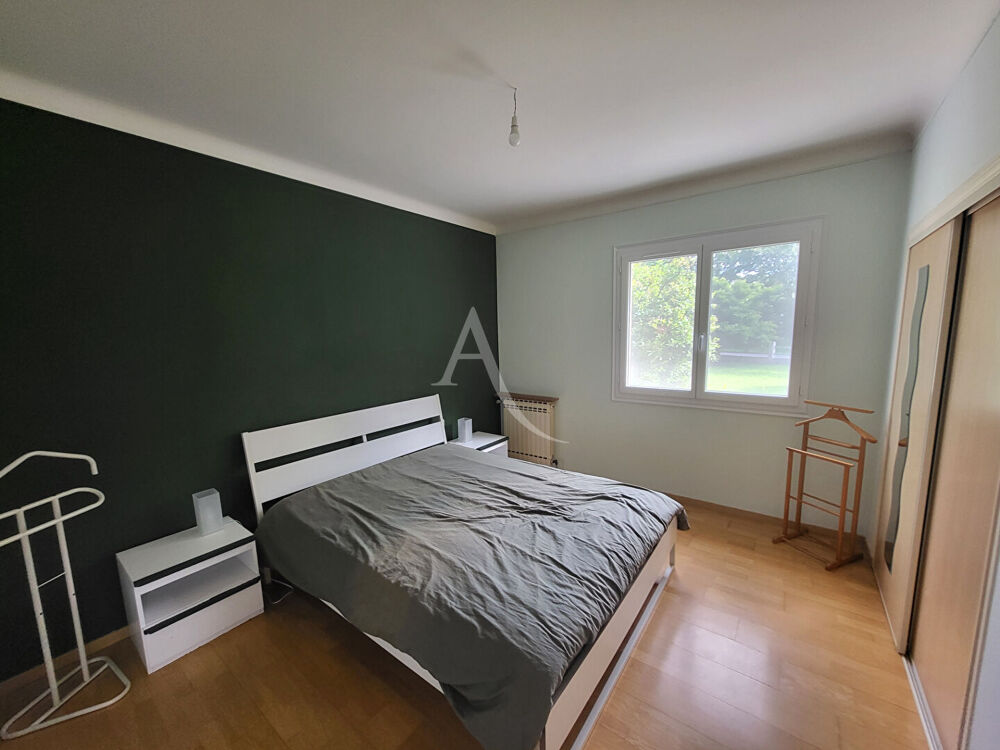 Vente Maison Maison  8 pièce(s)- 180m² Guemene penfao
