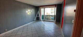  Appartement à louer 2 pièces 56 m²