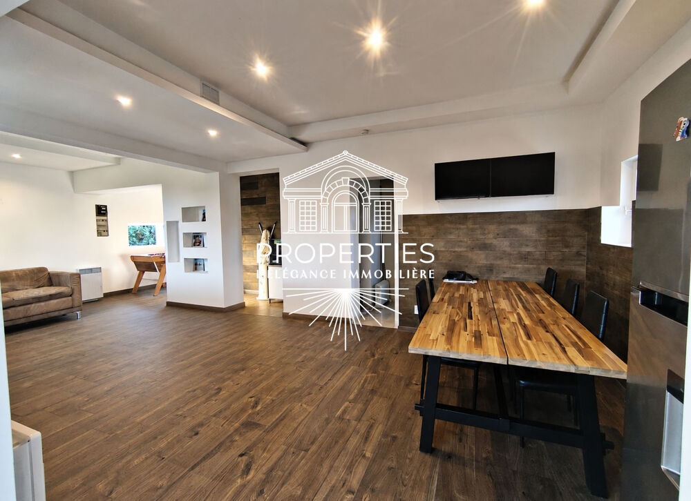 BORMES - MAISON RENOVEE DE 131 M² - DIVISEE EN DEUX APPARTEMENTS