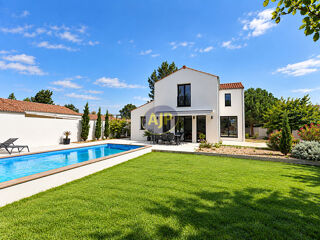 Vente Maison Maison Saint Jean De Monts 5 pièce(s) 217 m2 Saint jean de monts