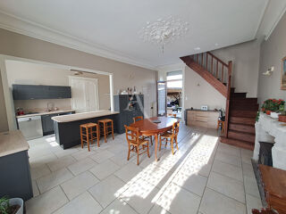  Villa � vendre 11 pi�ces 308 m�