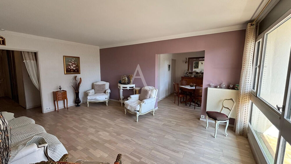 Appartement LES JARDINS DE LONGCHAMP - 5 pièces avec stationnement et cave
