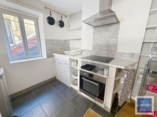  Appartement à louer 2 pièces 40 m²
