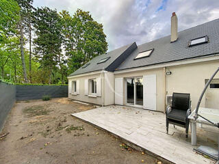 Maison 7 pièces 148 m² · à Angers · 148 m² · 431 900 €