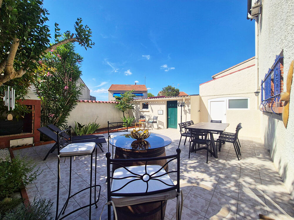 Vente Maison Jardin de Bassins, Maison méridionale lumineuse. 5 chambres, garage , grande terrasse et jardin arrière intime Beziers